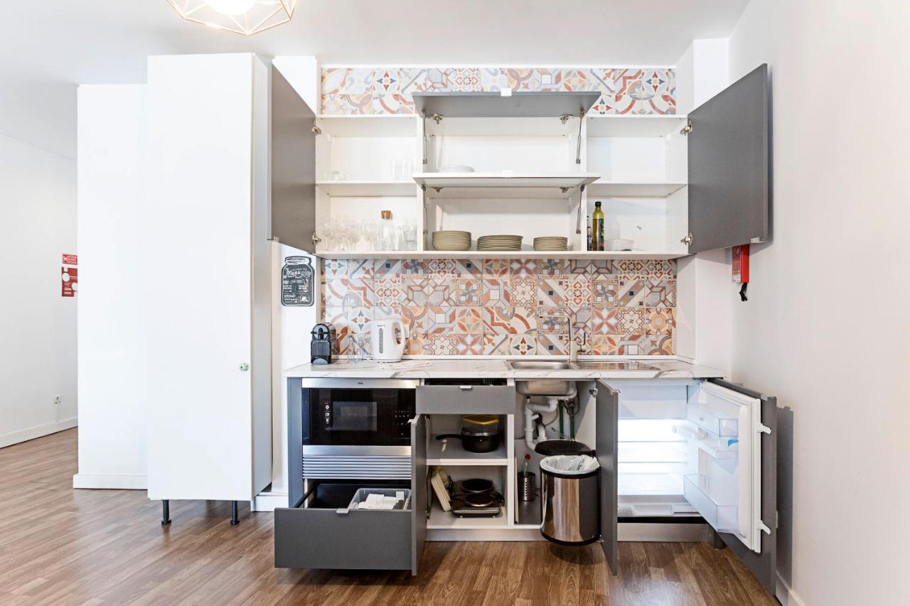 Amazing Apartment In Downtown Porto By Lovelystay ภายนอก รูปภาพ