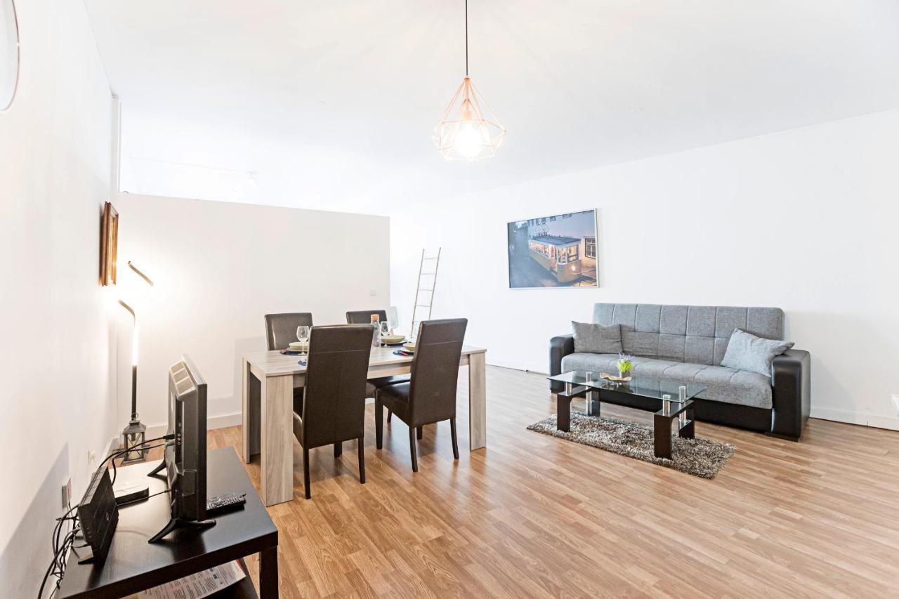 Amazing Apartment In Downtown Porto By Lovelystay ภายนอก รูปภาพ